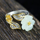 Anel Pedra de Jade e Flor de Ameixeira - Precious Amulet