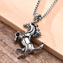 Colar com Pingente de Cavalo - Wild Horses