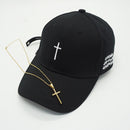 Conjunto Boné e Corrente Banhada a Ouro - Cruz Sagrada