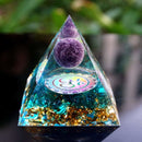 Orgonite Pirâmide Om - Ametista e Quartzo Azul